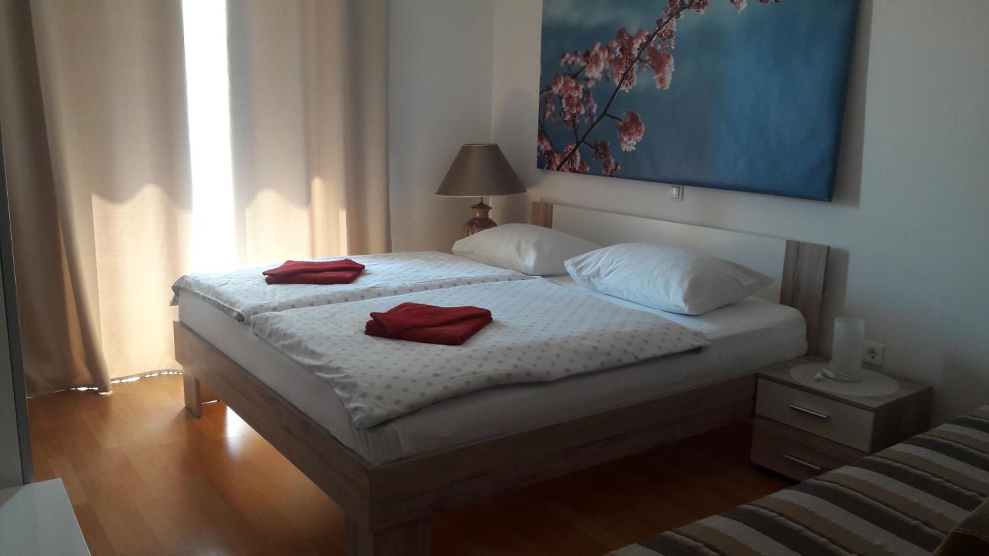 Apartments Villa Natali - Heating Pool Трогір Номер фото